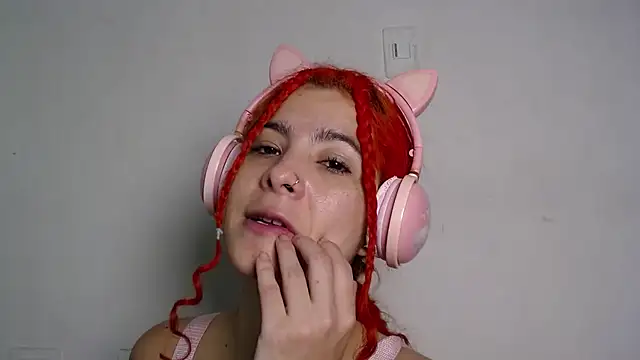 Thalia Karlson online show from 04-04-26, 01:17