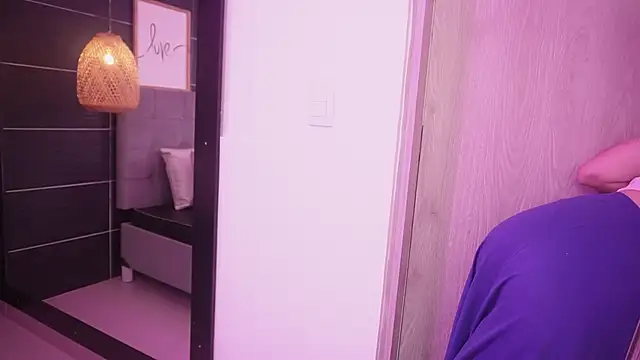 Thalia Karlson online show from 03-21-26, 12:31