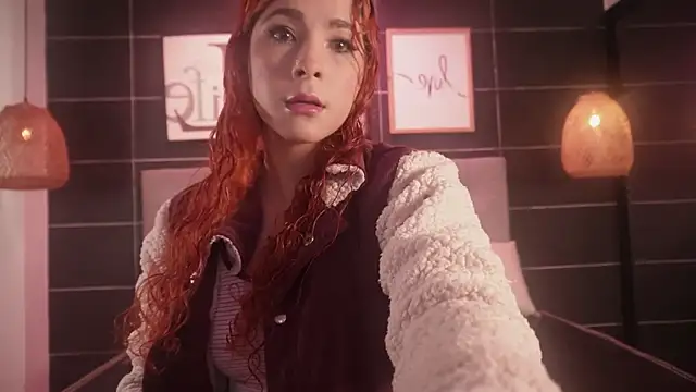 Thalia Karlson online show from 11-14-25, 12:20