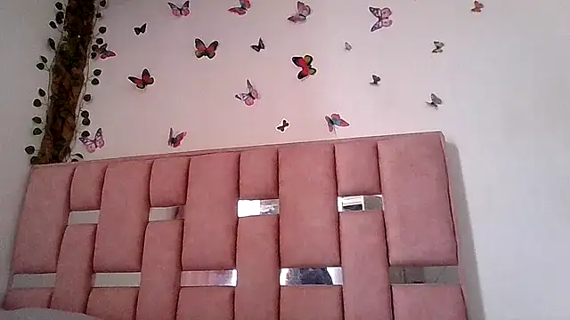 Snapshot of abby_moss_2 chatting on 07-04-26, 06:45 abby moss 2 online show from 07-04-26, 06:45