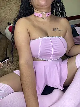 Ayleenpamelasexysquirt online show from 10-16-25, 07:00