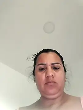 Snapshot of Candy-Samanthy chatting on 12-18-25, 07:50 Candy-Samanthy online show from 12-18-25, 07:50