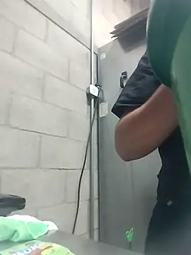 Snapshot of Candy-Samanthy chatting on 10-27-25, 02:51 Candy-Samanthy online show from 10-27-25, 02:51