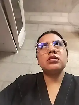 Snapshot of Candy-Samanthy chatting on 11-14-25, 03:59 Candy-Samanthy online show from 11-14-25, 03:59