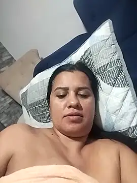 Snapshot of Candy-Samanthy chatting on 11-09-25, 04:16 Candy-Samanthy online show from 11-09-25, 04:16