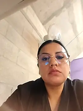 Snapshot of Candy-Samanthy chatting on 11-19-25, 03:56 Candy-Samanthy online show from 11-19-25, 03:56