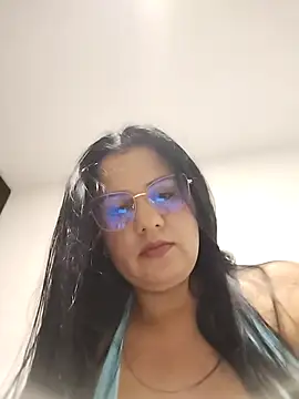 Snapshot of Candy-Samanthy chatting on 10-26-25, 08:53 Candy-Samanthy online show from 10-26-25, 08:53