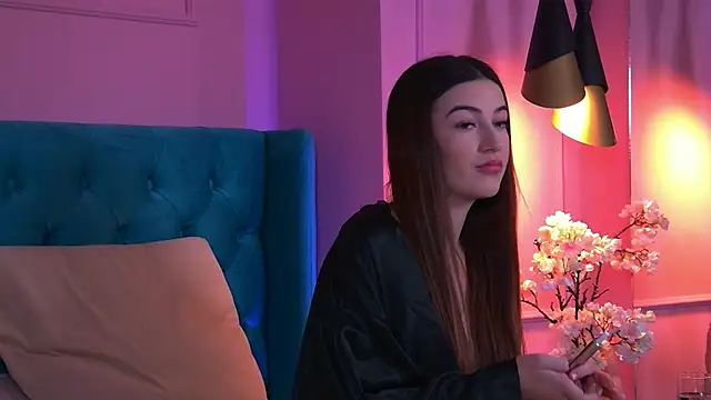 TaliaMorenne online show from 10-24-25, 04:50