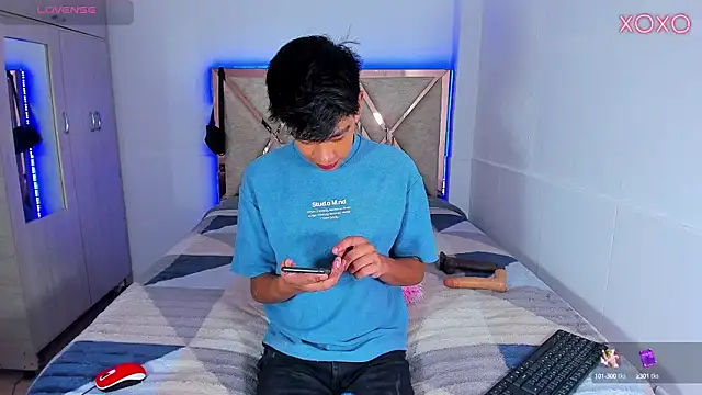 Jacovo2002 online show from 10-12-25, 08:32