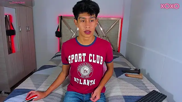 Jacovo2002 online show from 10-17-25, 07:15