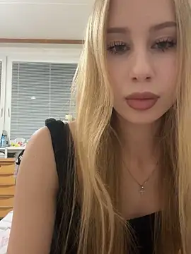 JudithCarly online show from 11-25-25, 07:36