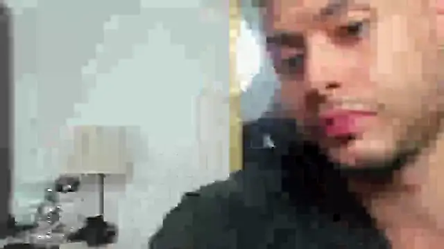 Snapshot of Ken_mailik1 chatting on 10-10-25, 10:54 Ken mailik1 online show from 10-10-25, 10:54