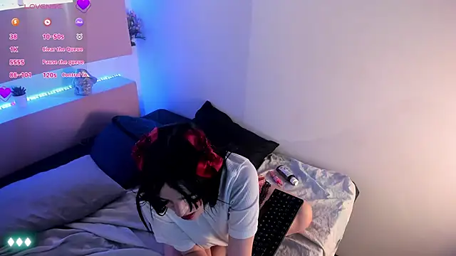 bubble  angel   online show from 01-08-26, 11:38