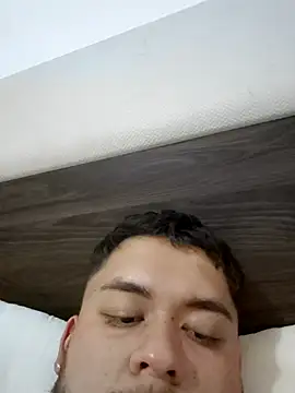 Snapshot of rich_ryx chatting on 12-05-25, 06:12 rich ryx online show from 12-05-25, 06:12