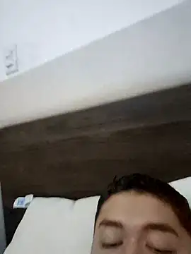 Snapshot of rich_ryx chatting on 01-10-26, 10:32 rich ryx online show from 01-10-26, 10:32