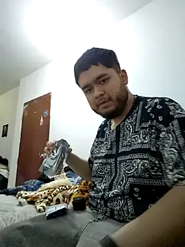 Snapshot of rich_ryx chatting on 02-05-26, 08:48 rich ryx online show from 02-05-26, 08:48