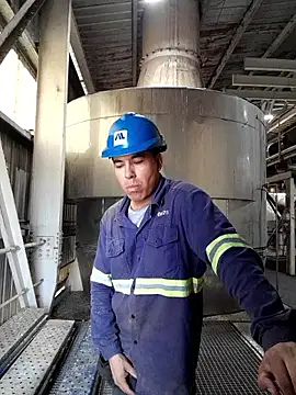 Ezeaxl online show from 04-17-26, 02:09