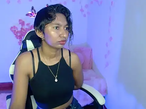 amber  666 online show from 10-12-25, 01:40