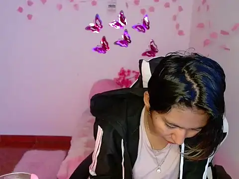 amber  666 online show from 10-17-25, 08:21