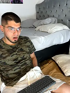 mirallesandbig online show from 10-15-25, 10:07