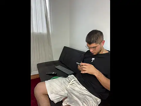 mirallesandbig online show from 01-11-26, 10:38