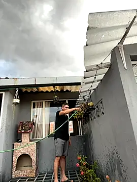 mirallesandbig online show from 10-30-25, 09:33