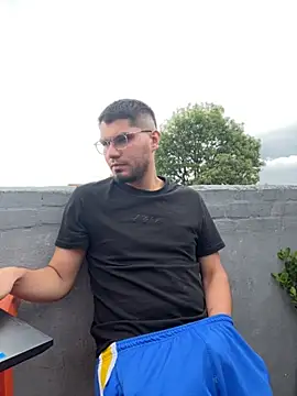 mirallesandbig online show from 11-16-25, 08:57