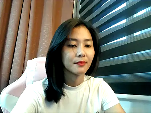 Snapshot of De_amore chatting on 10-12-25, 08:16 De amore online show from 10-12-25, 08:16