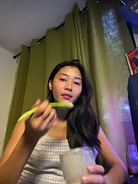 Snapshot of De_amore chatting on 07-19-26, 03:04 De amore online show from 07-19-26, 03:04