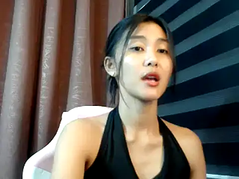 Snapshot of De_amore chatting on 10-10-25, 02:07 De amore online show from 10-10-25, 02:07