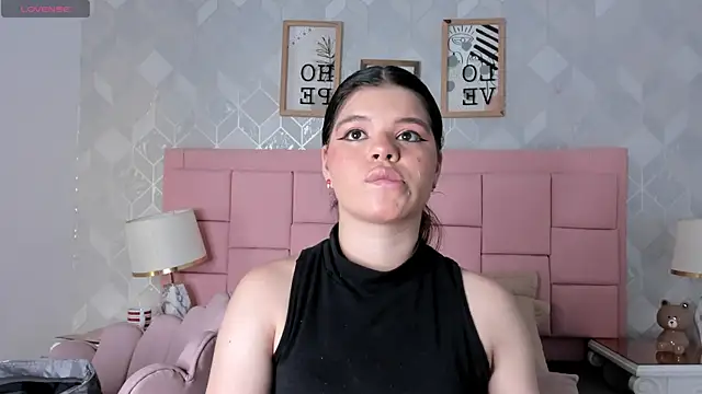 Snapshot of mary_joseph chatting on 02-27-26, 03:40 mary joseph online show from 02-27-26, 03:40