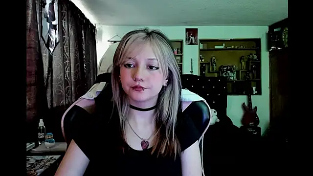 Maki Zein  online show from 01-07-26, 09:09