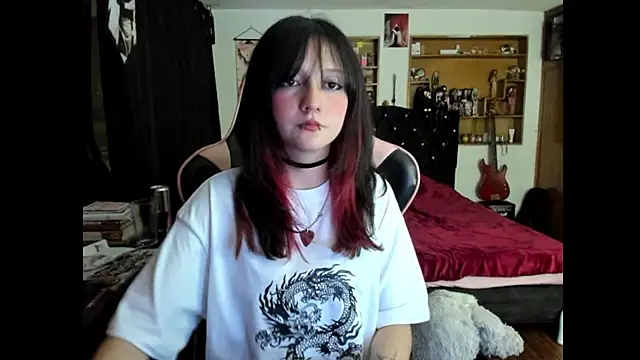 Maki Zein  online show from 04-04-26, 01:12