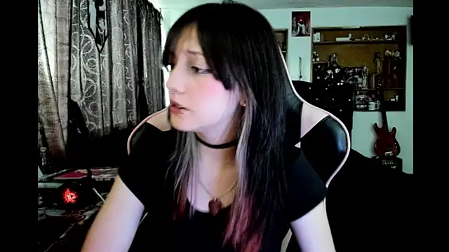 Maki Zein  online show from 01-13-26, 08:46