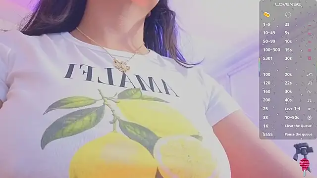 Snapshot of MARIANA_TAY1 chatting on 06-15-26, 03:07 MARIANA TAY1 online show from 06-15-26, 03:07