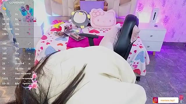 Snapshot of MARIANA_TAY1 chatting on 04-13-26, 02:59 MARIANA TAY1 online show from 04-13-26, 02:59