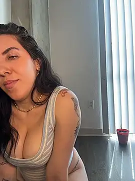Lolathebaddie online show from 05-26-26, 03:43