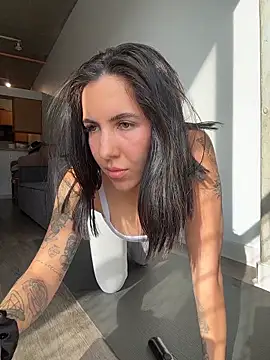 Lolathebaddie online show from 11-03-25, 04:21