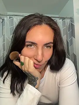 Lolathebaddie online show from 11-11-25, 04:46