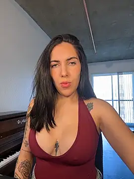 Lolathebaddie online show from 02-06-26, 09:44