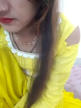 Snapshot of Khushi_rani chatting on 01-06-26, 04:38 Khushi rani online show from 01-06-26, 04:38