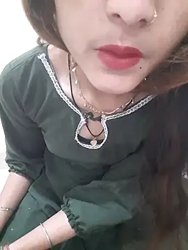 Snapshot of Khushi_rani chatting on 01-07-26, 04:50 Khushi rani online show from 01-07-26, 04:50