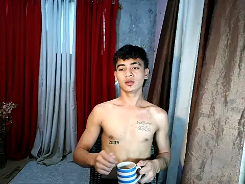 boy raphael online show from 10-12-25, 08:16