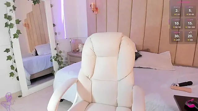  naylaa  online show from 01-17-26, 03:54