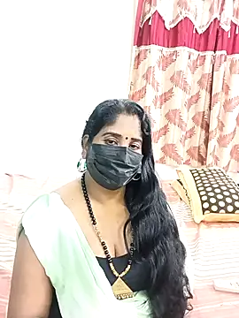 tamil-aunt online show from 10-23-25, 05:00