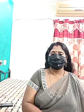 tamil-aunt online show from 01-06-26, 09:24