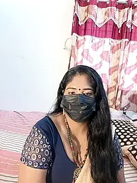 Snapshot of tamil-aunt chatting on 10-15-25, 04:11 tamil-aunt online show from 10-15-25, 04:11