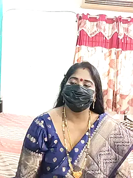 tamil-aunt online show from 11-14-25, 04:49