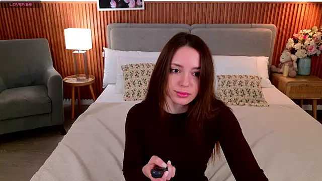 JulliRoss online show from 10-13-25, 05:20