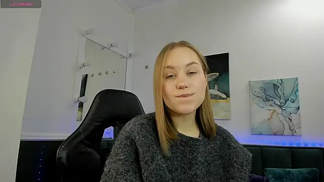 Melissa new22 online show from 12-15-25, 01:11